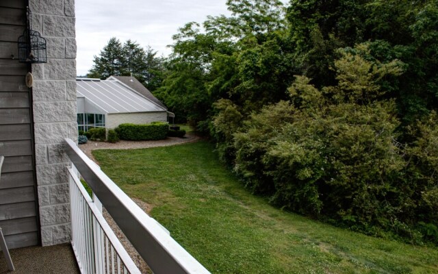 Whispering Pines 324