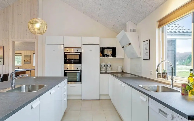 Spacious Holiday Home in Grenå near Sea