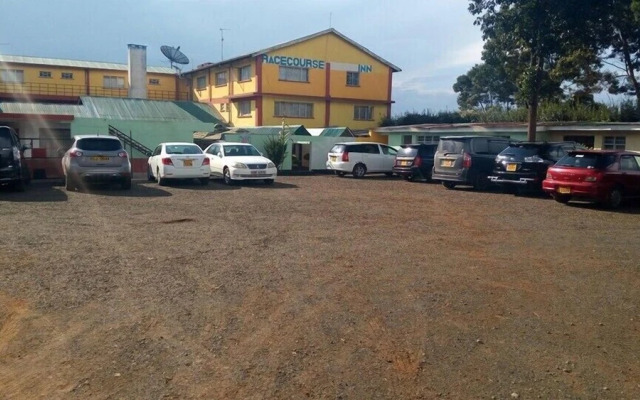 Racecourse Inn Hotel
