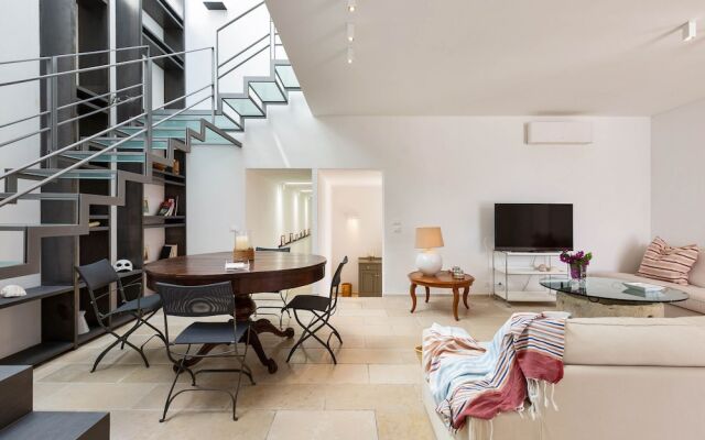 662 Suite Premium La Greca