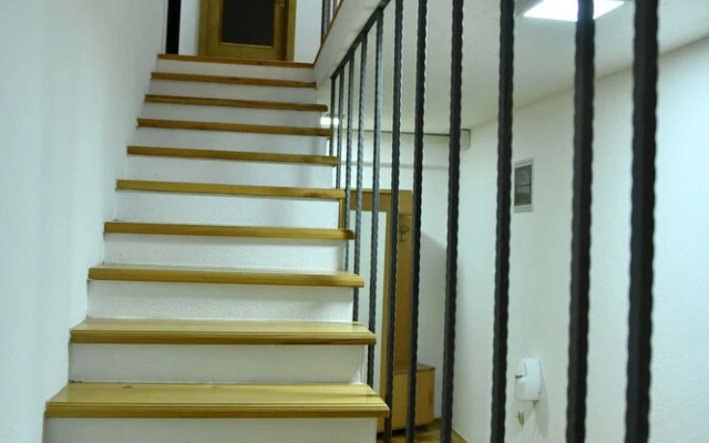 Hostel & Apartments Academy