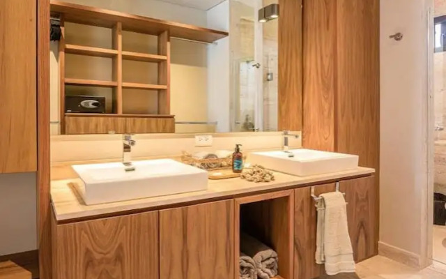 Elegant Apartment | Eco-Pool & Solarium | Speedy Wifi | Social Terrace | Concierge