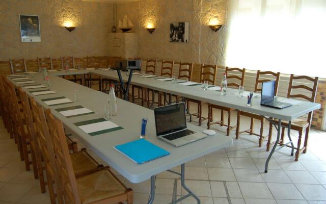 Hotel Des Couronnes Chateaudun