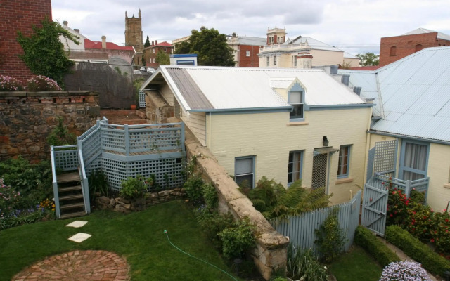The Lodge on Elizabeth