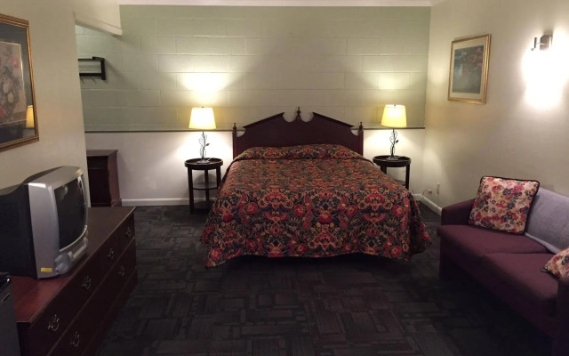 Amenity Motor Inn