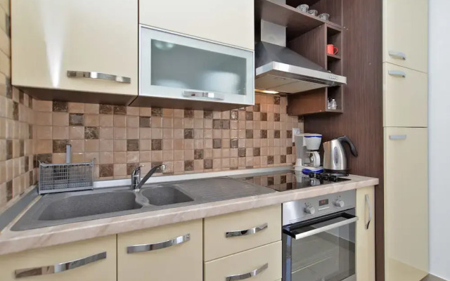 Apartment 628