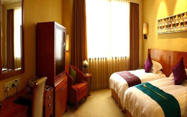 Broadway Mansions Hotel - On the Bund