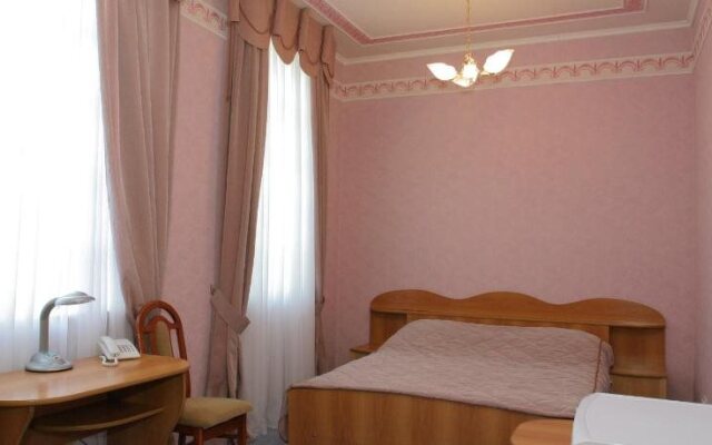 Stary Dvor Hotel