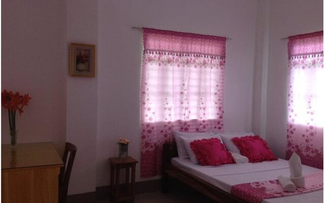 Diamond Lodge