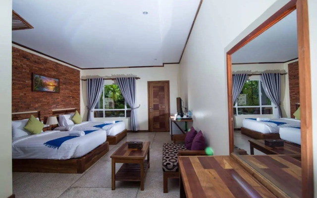 Rain Sey Angkor Art and Home
