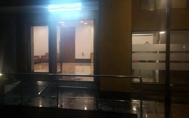 Hotel The Metropole - Phase Ii