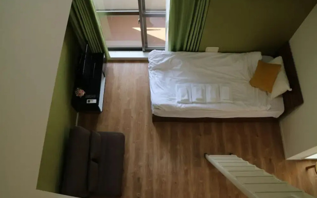 Ocean Partners Rebanga Namba Apartment