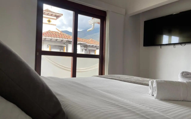 Hotel Miracle by MJV