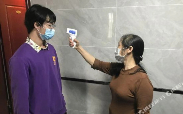 Yunji Apartment (Foshan Lehui Mansion Branch)