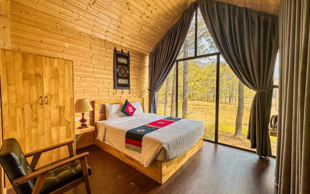 Phoenix Moc Chau Hotel