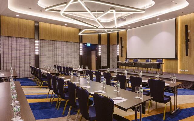 Modena by Fraser Buriram