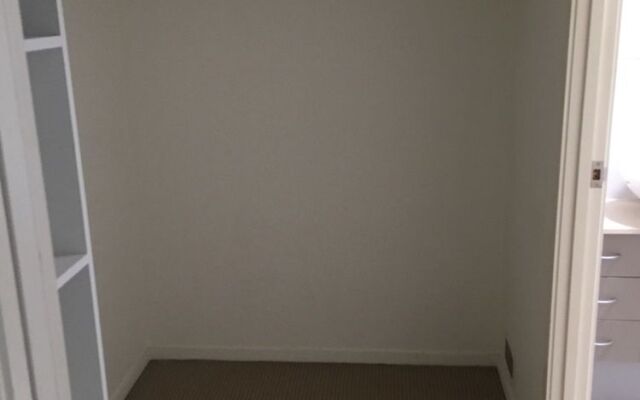 Regent Place Apartments