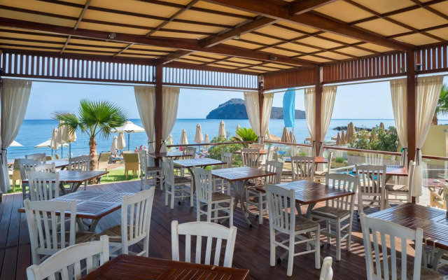 Thalassa Beach Resort - Adults Only