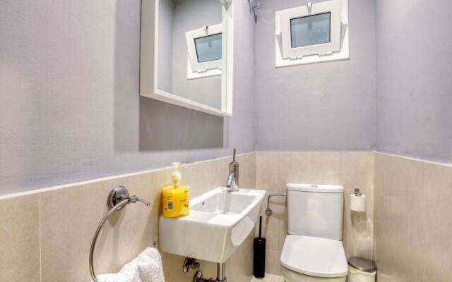 Lovely & Spacious 4bed Sleeps8 in BCN Center