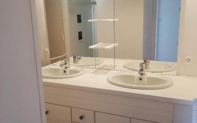 La Fontaine, F2 au cœur de Paray