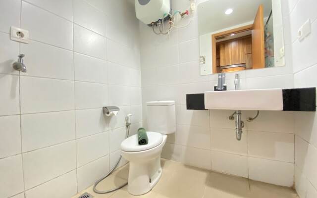 Spacious Studio Room at Beverly Dago Apartment