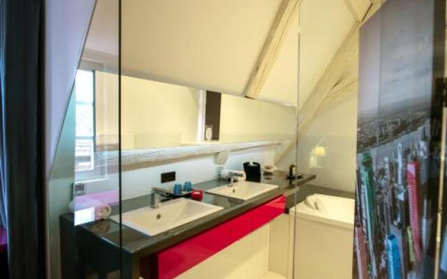 Le B. Suites, Chambres & Restaurant