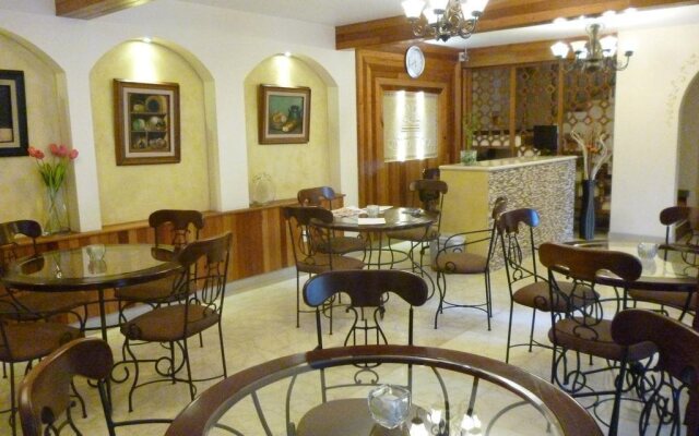 Quinta Roca Hotel