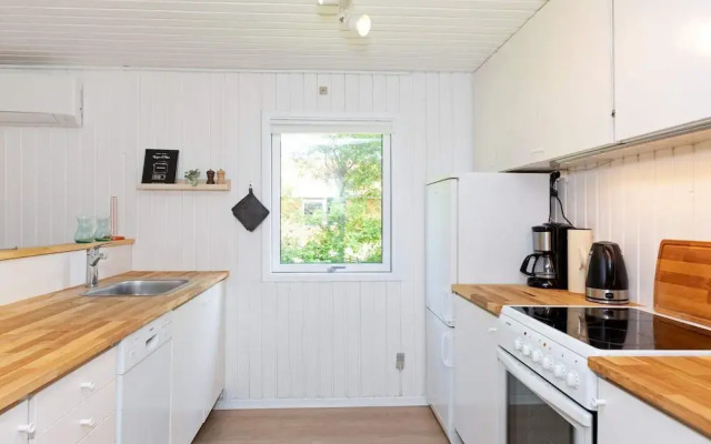 6 Person Holiday Home in Hals