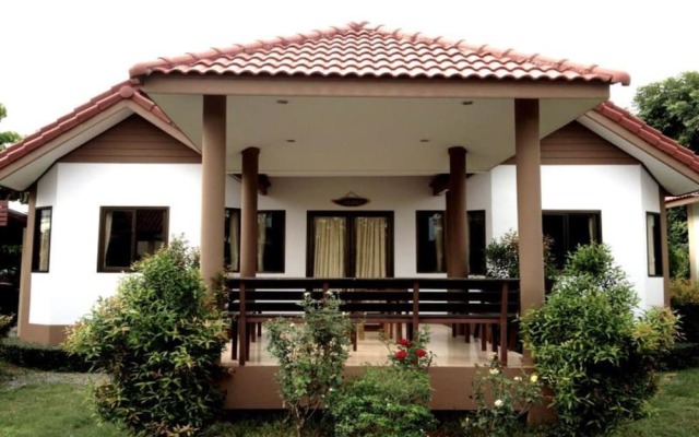 Baan Kinlom Chom Daw Khao Yai
