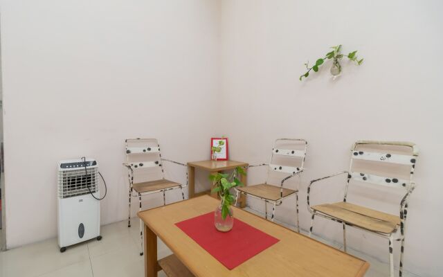 Reddoorz Fella Homestay Medan