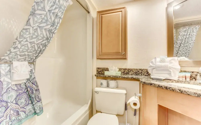 Beach-front Condo with Private Balcony