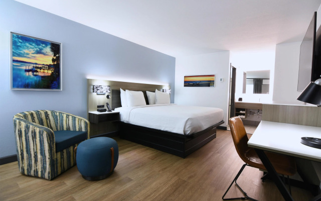 Best Western Point South