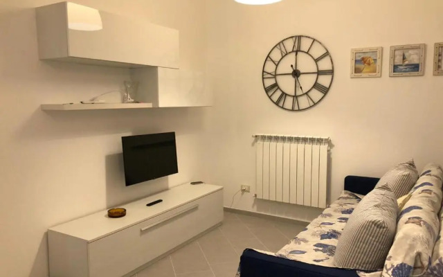 055 G&G house (011015-LT-2119)