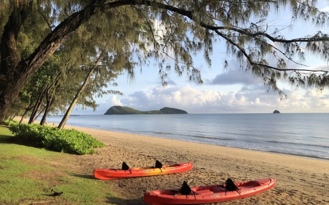 Villa Beach Palm Cove