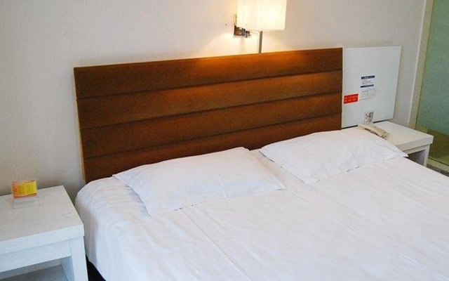 Rujia Inn – Guest Rooms – Jingmen