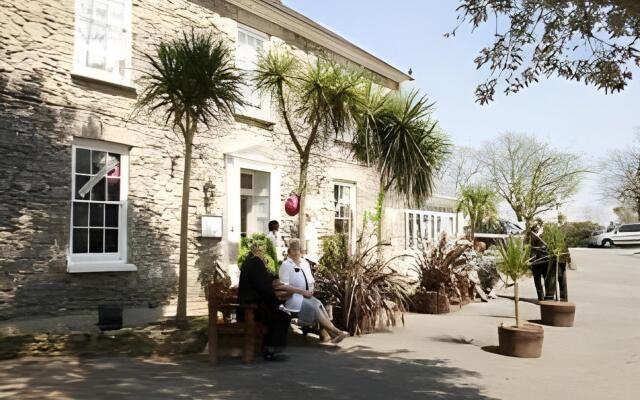 The Grove Hotel