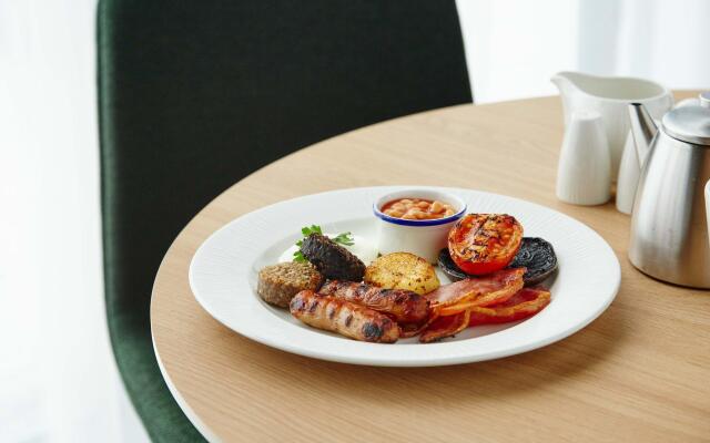 Holiday Inn Dublin Airport