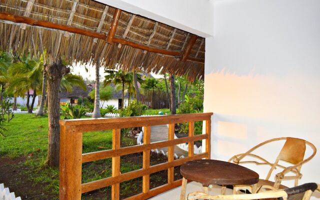 Twiga Beach Bungalows