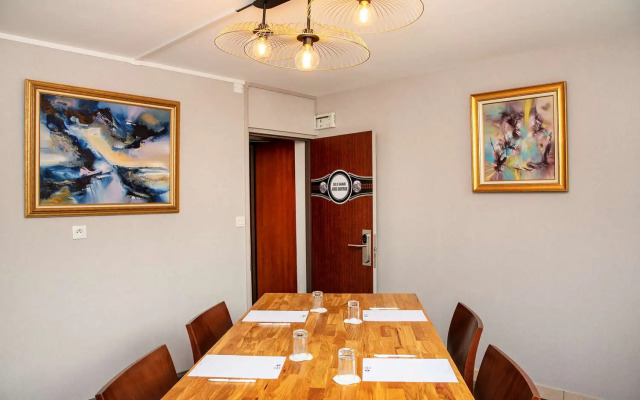 Best Western Hotel Colbert