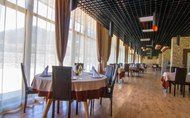 Art Up City Hotel