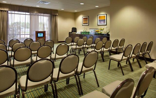 Holiday Inn Chicago North - Gurnee