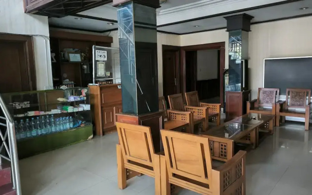 Hotel New Bugisan
