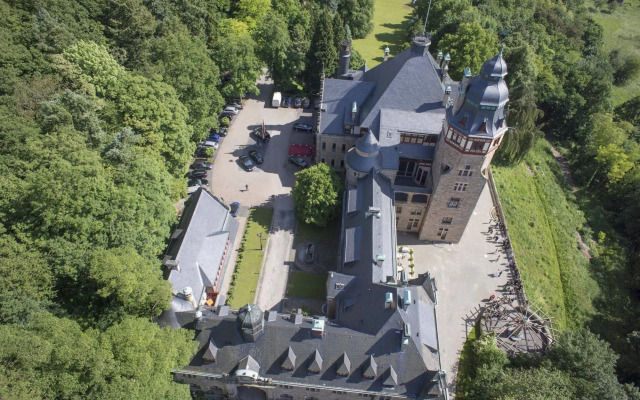 Schloss Hotel Wolfsbrunnen
