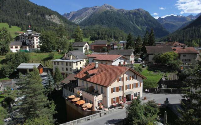 Hotel Albula