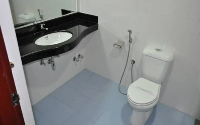 Tn Eden Hotel by OYO Rooms