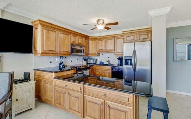 Estero Beach & Tennis 207 C