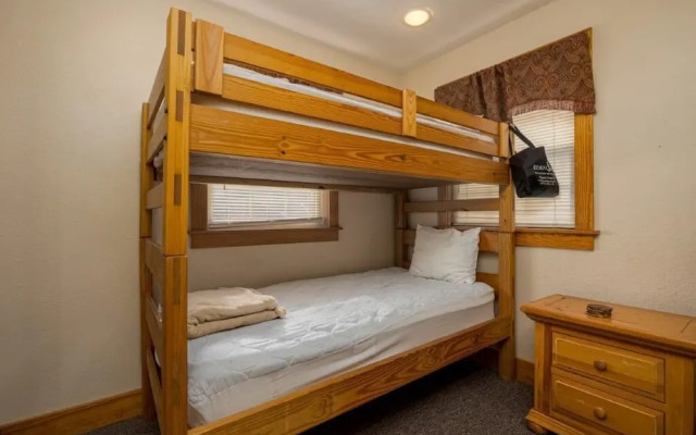 Briarstone Lodge Condo 13C - Two Bedroom Condo