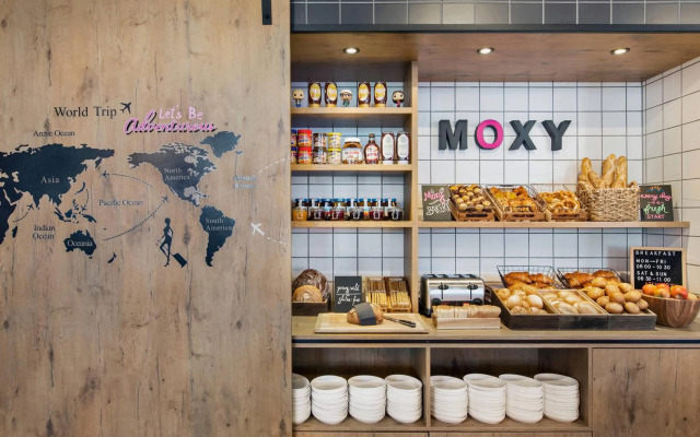 Moxy Frankfurt Airport Kelsterbach
