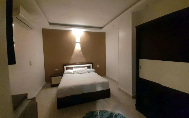 Tut Pyramids View Hotel