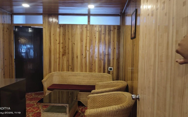 The Kaizer Valley Hotel